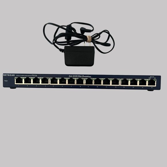 Netgear Ethernet Switch FS116 Prosafe 16 Port 10/100 Unmanaged Power Supply - Picture 3 of 8